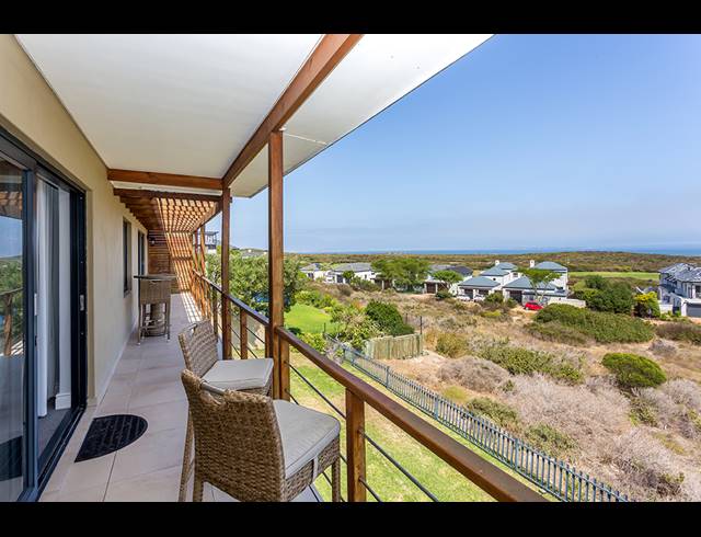 5 BEDROOM HOUSE FOR SALE IN ATLANTIC BEACH GOLF ESTATE